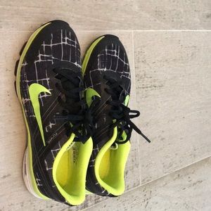Nike shoes used couple times size 7